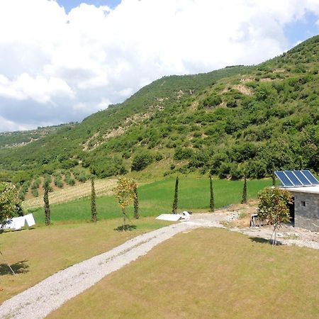 Pupa Winery Serene Stay Berat Bagian luar foto