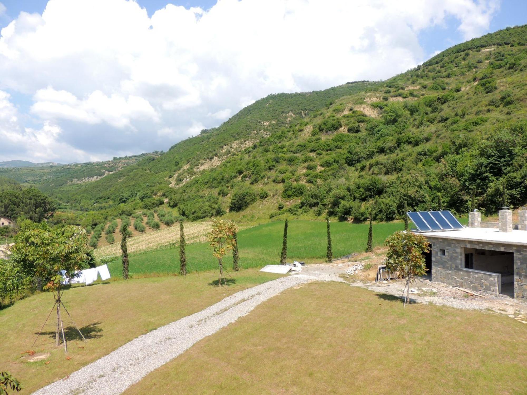 Pupa Winery Serene Stay Berat Bagian luar foto