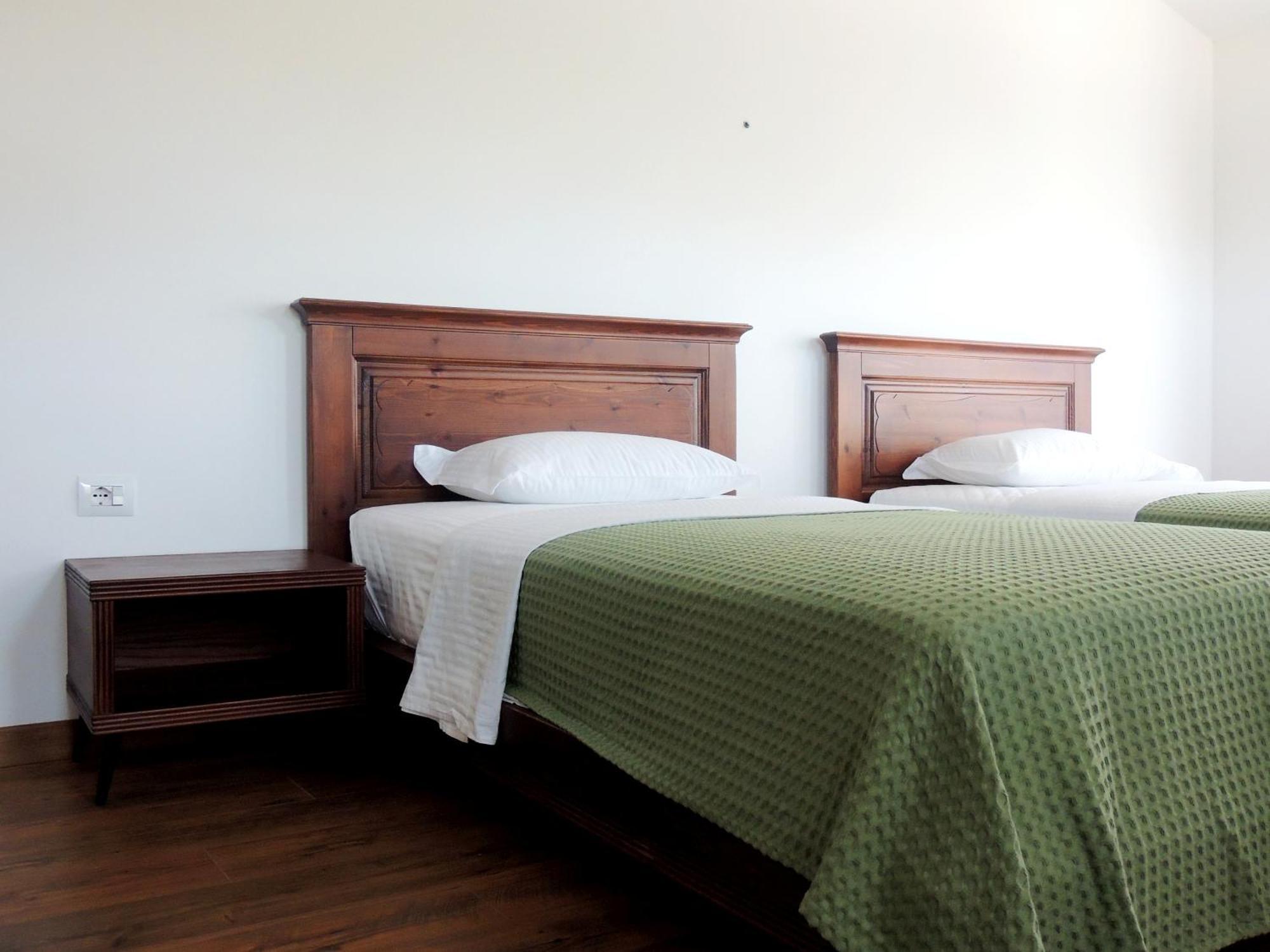 Pupa Winery Serene Stay Berat Bagian luar foto