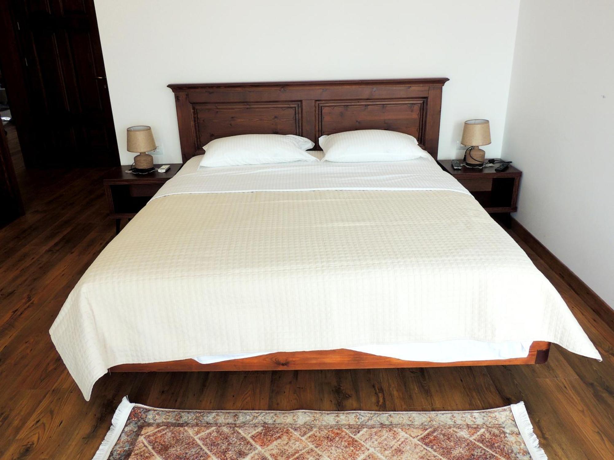 Pupa Winery Serene Stay Berat Bagian luar foto